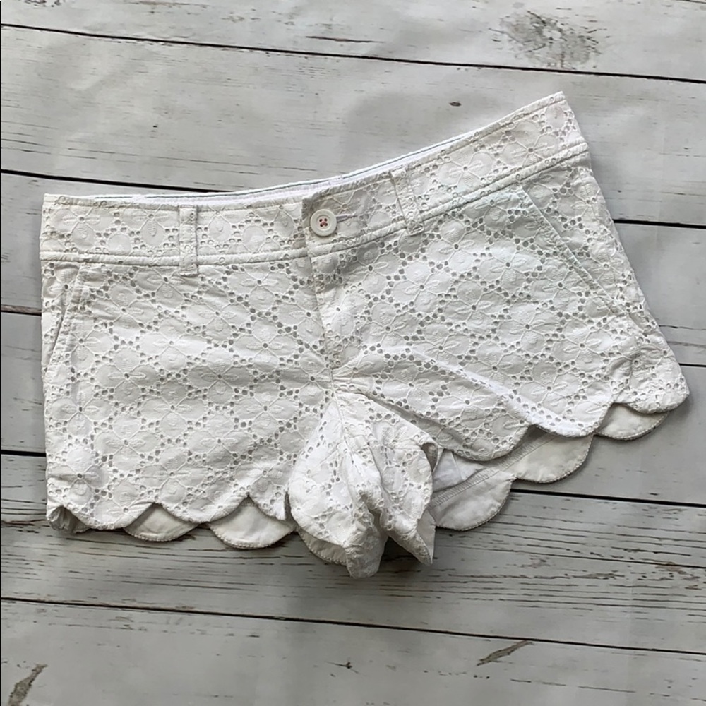 Lilly Pulitzer White Eyelet Scallop Hem Shorts